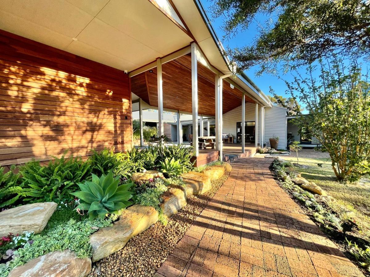 Grape Juice Retreat Rustic Romantic Gateway 5Mins To Beaches & Town Margaret River Eksteriør bilde