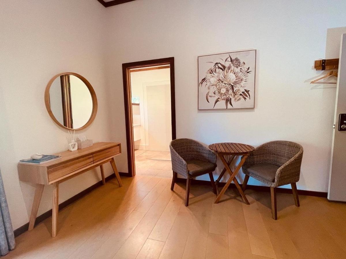Grape Juice Retreat Rustic Romantic Gateway 5Mins To Beaches & Town Margaret River Eksteriør bilde