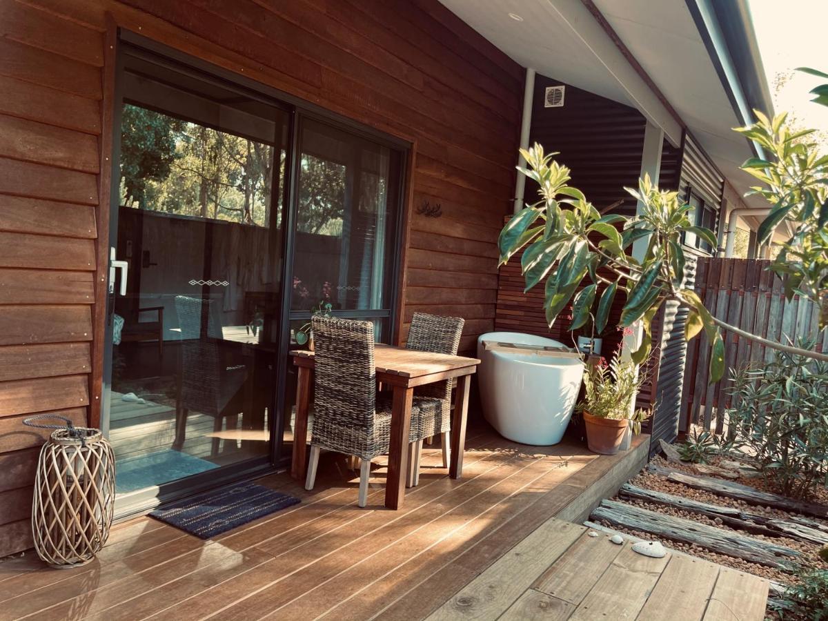 Grape Juice Retreat Rustic Romantic Gateway 5Mins To Beaches & Town Margaret River Eksteriør bilde