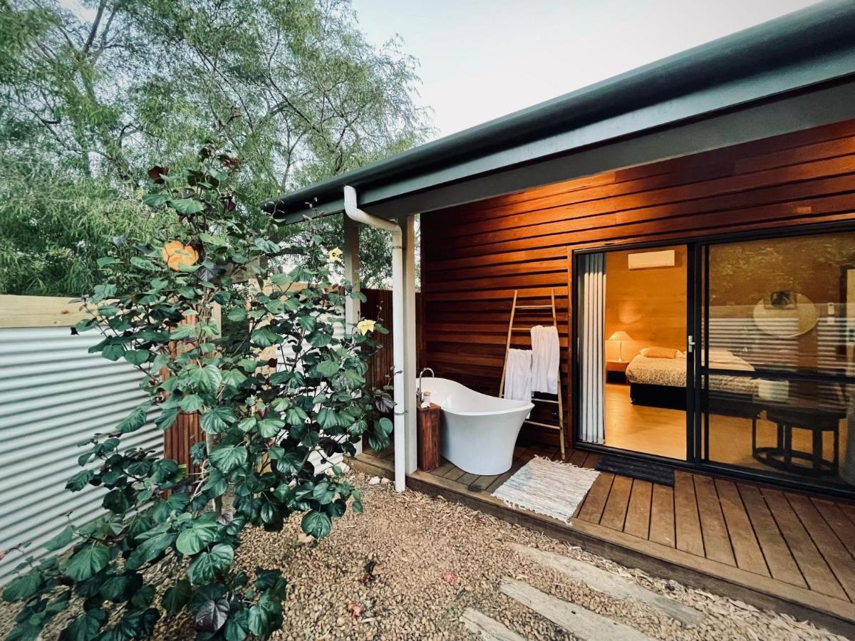 Grape Juice Retreat Rustic Romantic Gateway 5Mins To Beaches & Town Margaret River Eksteriør bilde