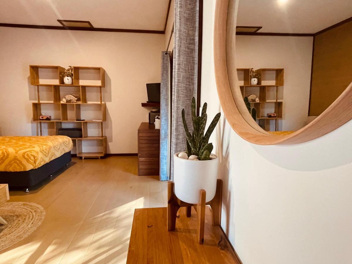 Grape Juice Retreat Rustic Romantic Gateway 5Mins To Beaches & Town Margaret River Eksteriør bilde