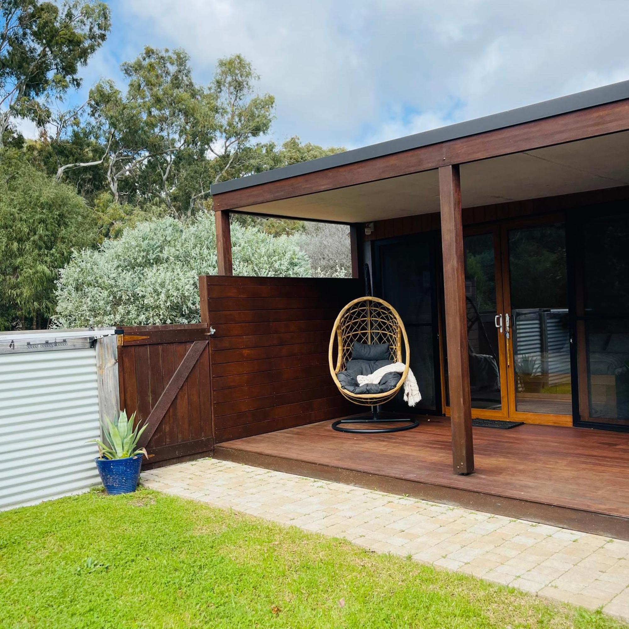 Grape Juice Retreat Rustic Romantic Gateway 5Mins To Beaches & Town Margaret River Eksteriør bilde